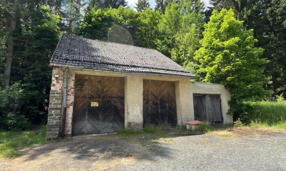 Die große Garage