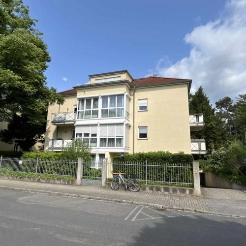Straßenansicht