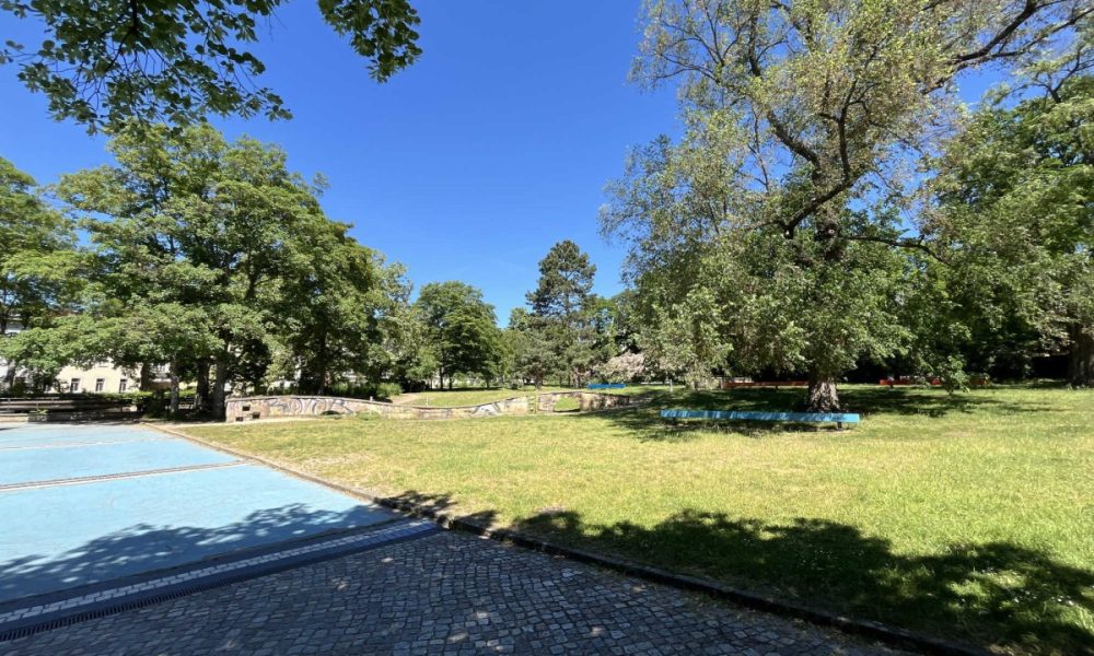 Der nahe Park