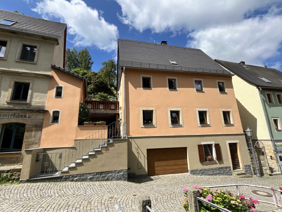 Die Straßenansicht