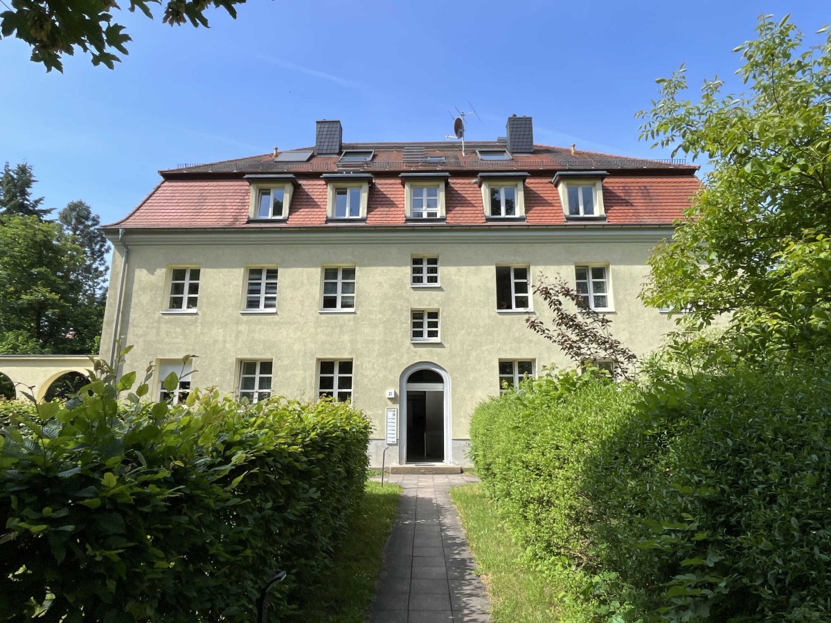 Ansicht mit Hauseingang